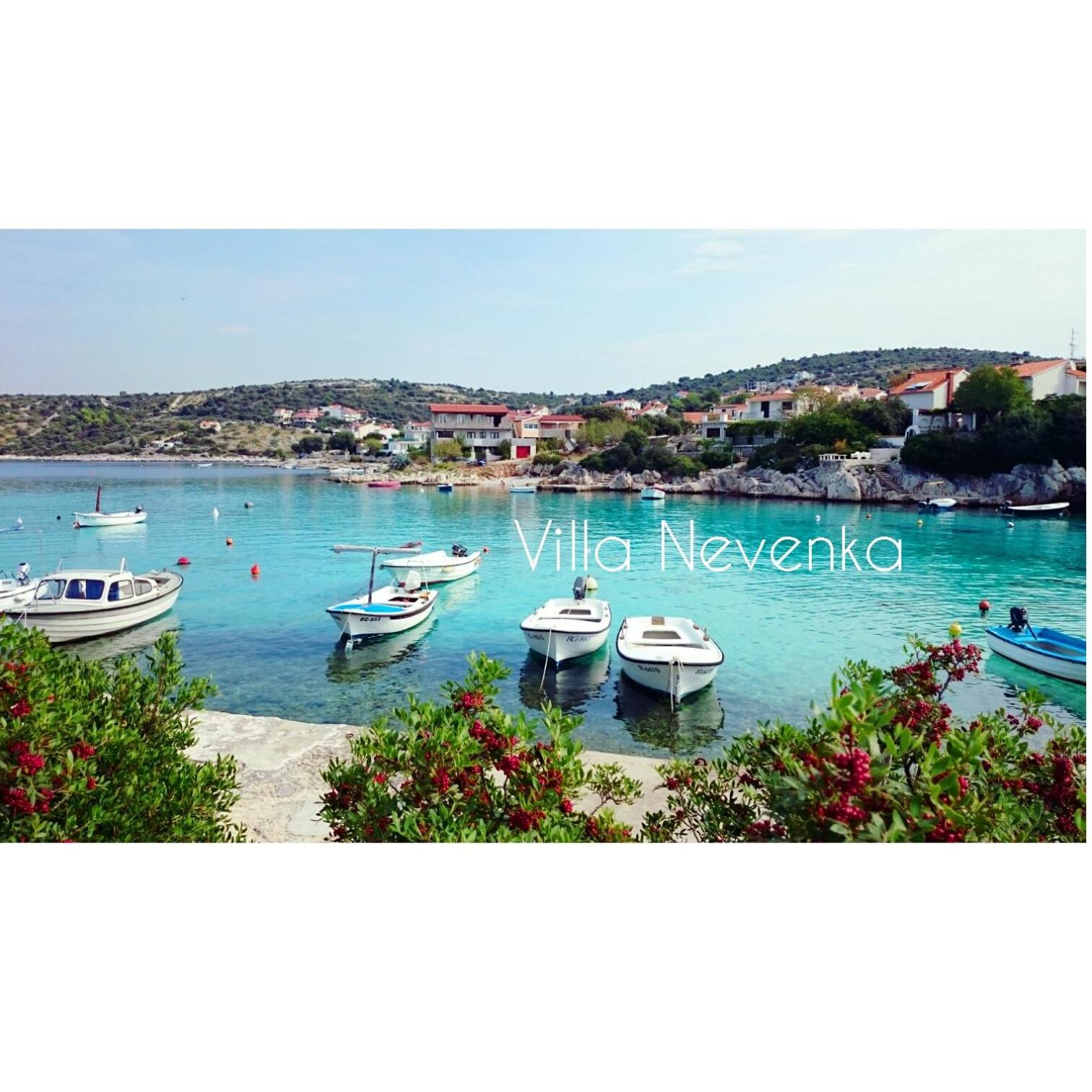 Apartments Villa Nevenka Рогозниця Екстер'єр фото