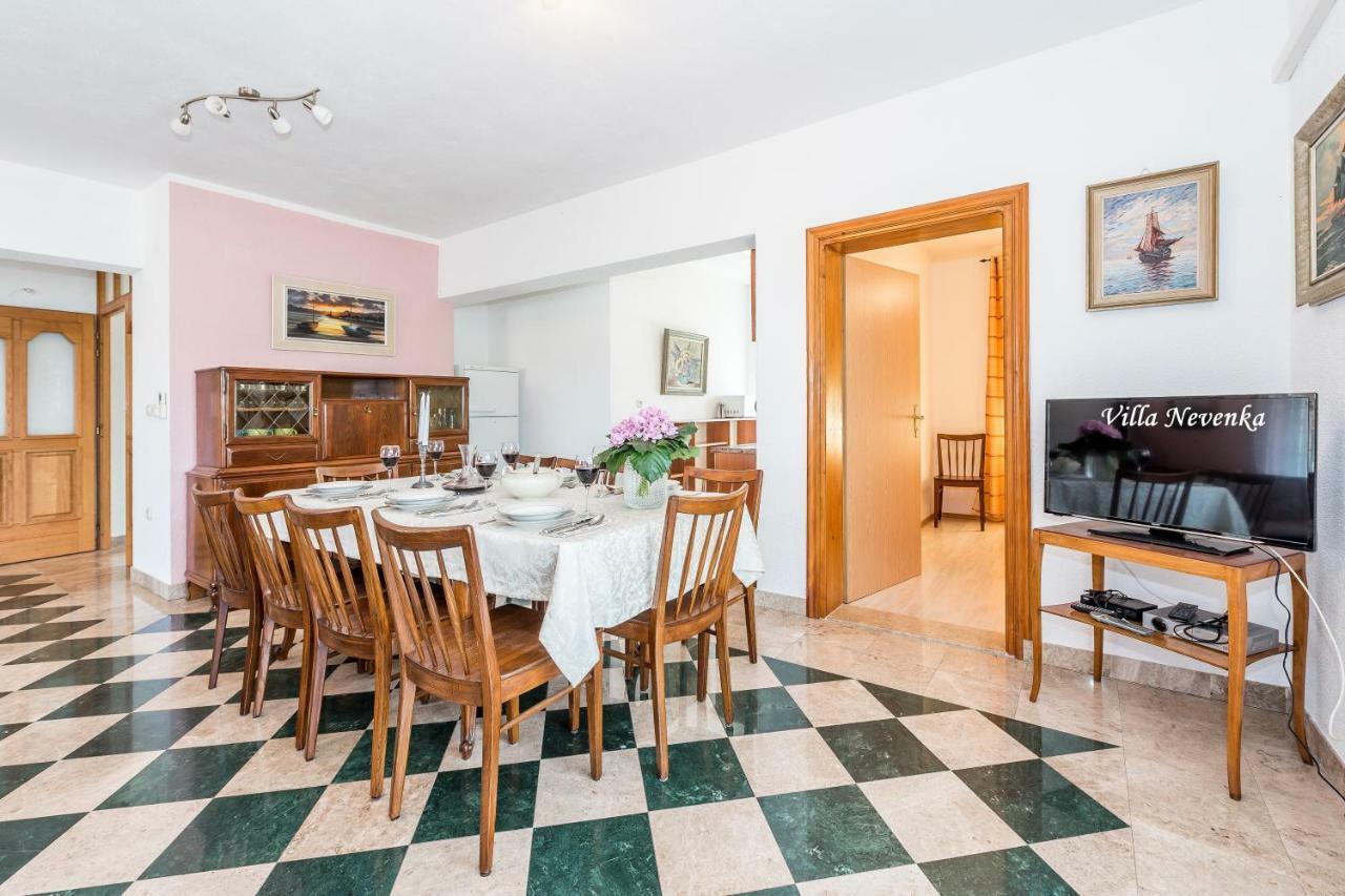 Apartments Villa Nevenka Рогозниця Екстер'єр фото