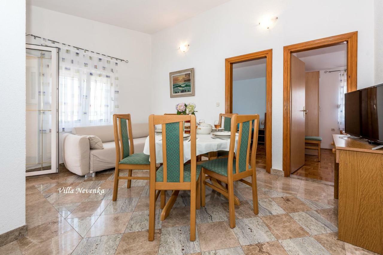 Apartments Villa Nevenka Рогозниця Екстер'єр фото